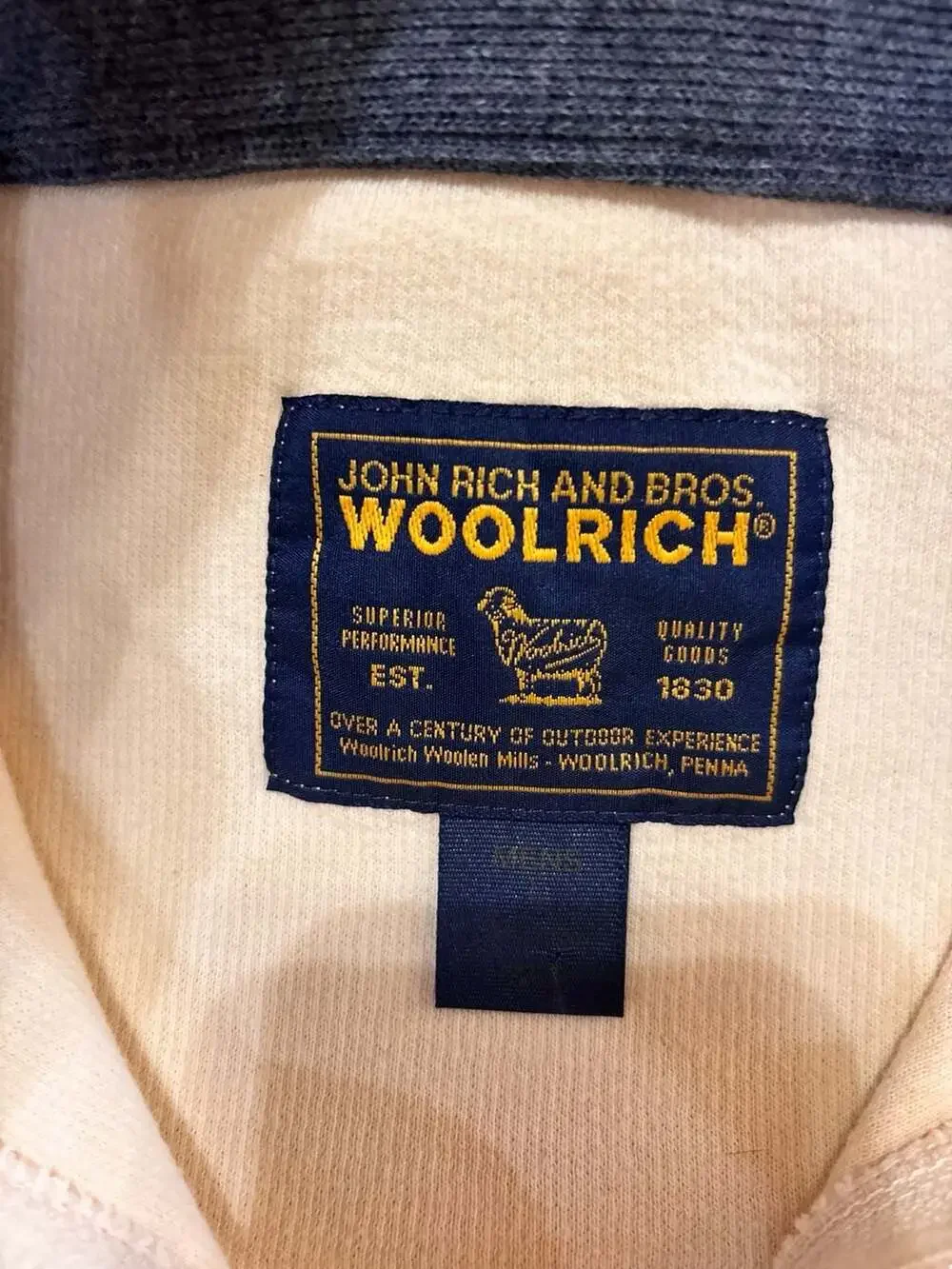 Woolrich Quarter Zip Sweatshirt Size L Butter